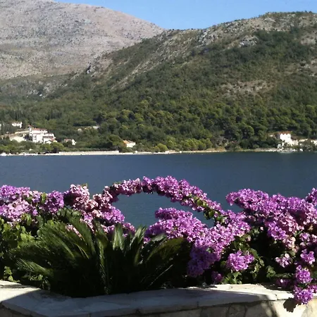 Almadria (adults Only) 4*